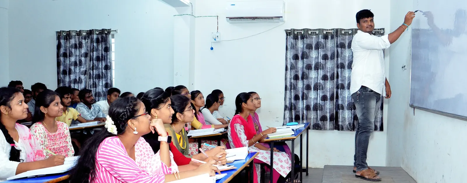 Amaravathi Junior College campus